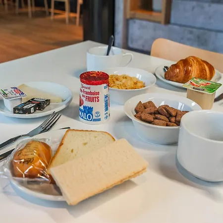 Hotel Strasbourg Nord 2*