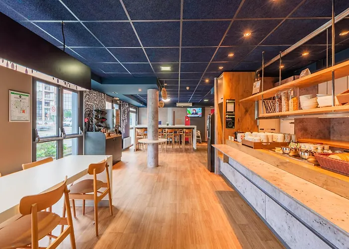 B&B Hotel Strasbourg Nord Schiltigheim ホテル 2*